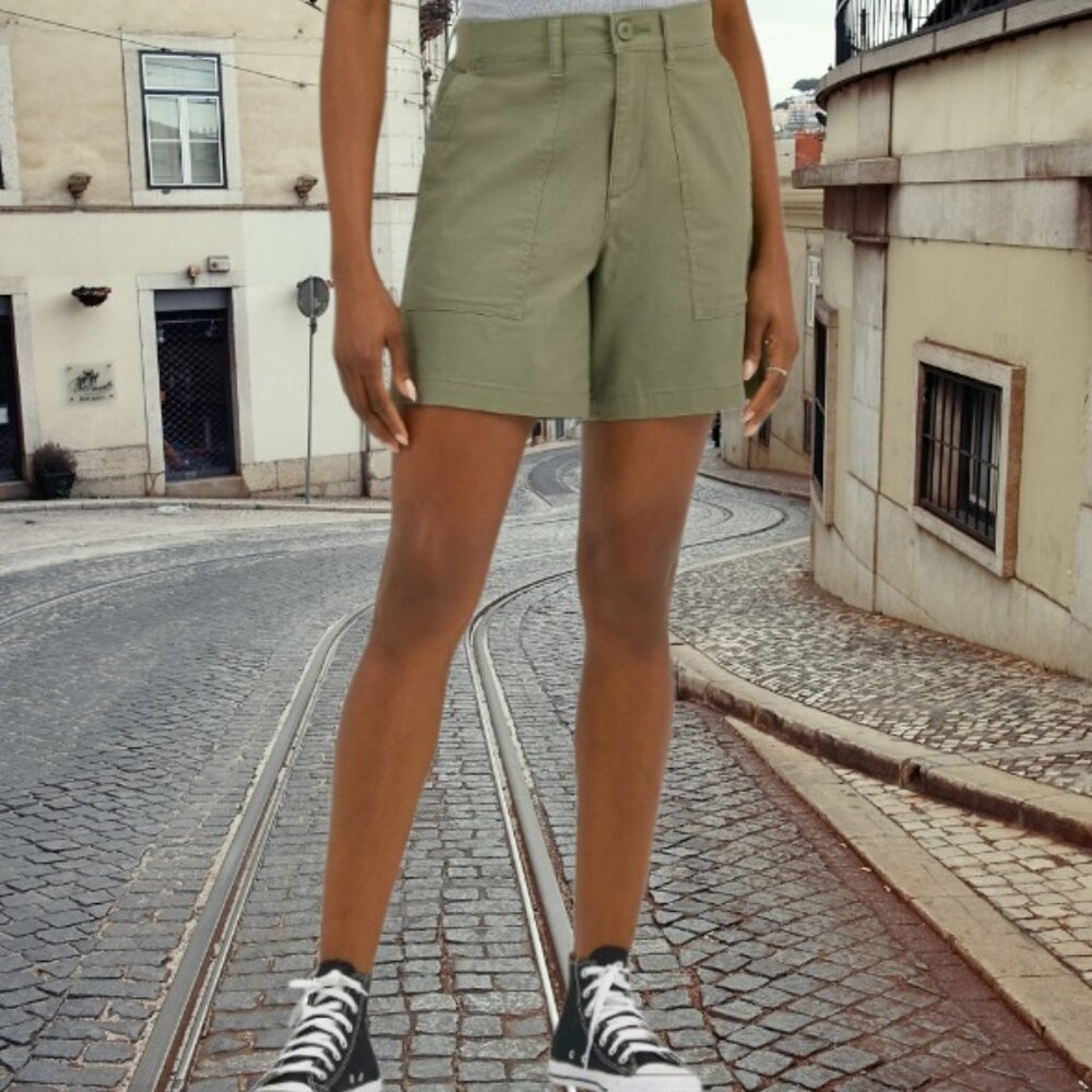 Lee Womens Utility Shorts Comfort Waistband 6" Inseam Mercantile Green Size 18